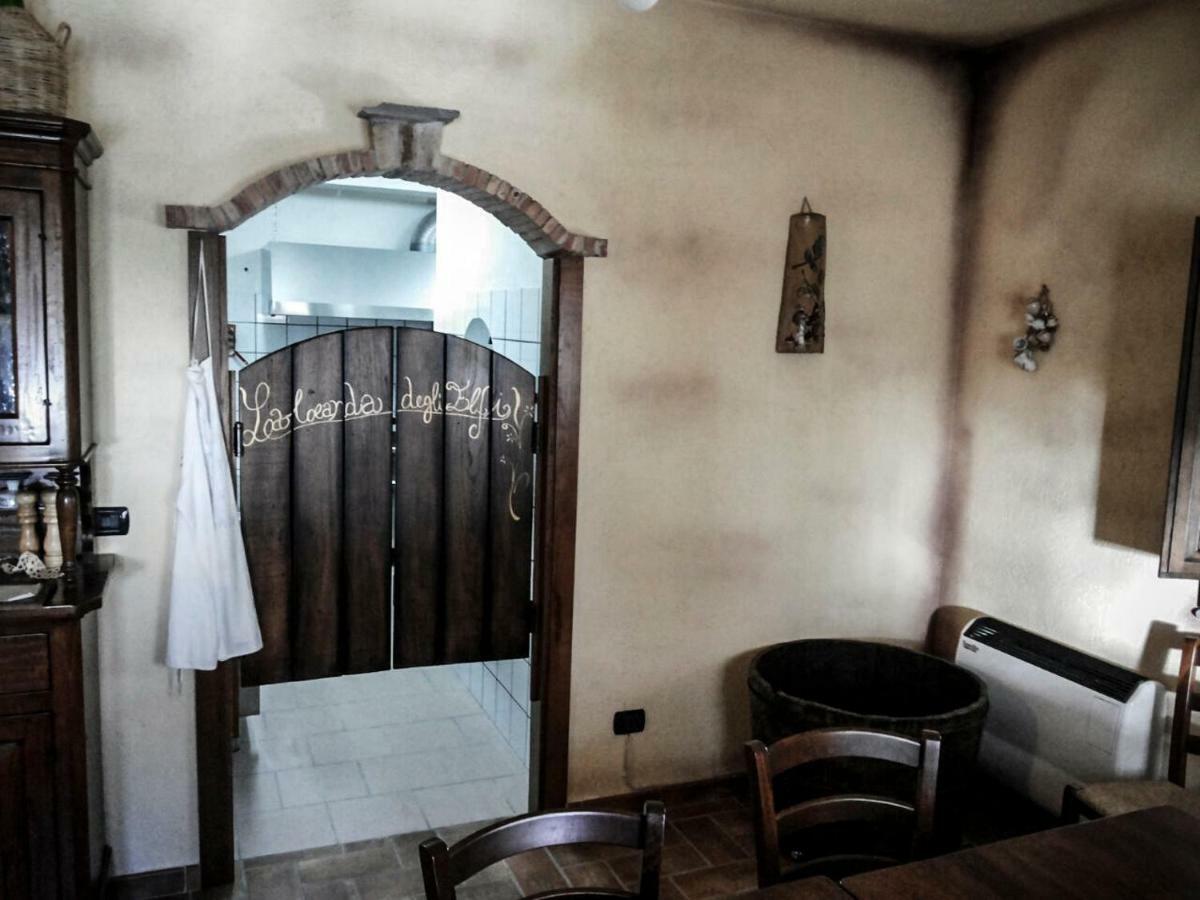 La Locanda Degli Elfi Viggianello Exteriör bild