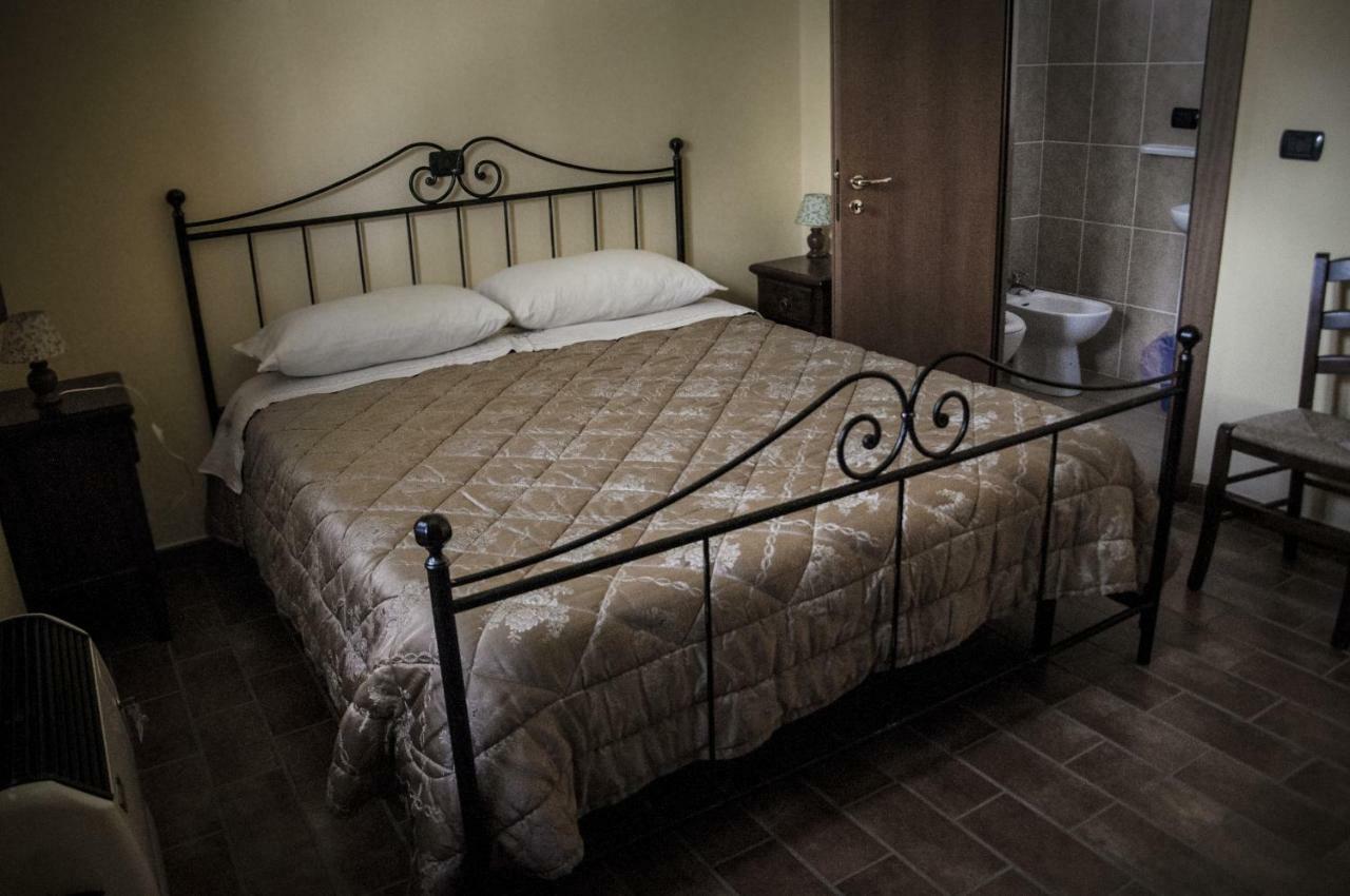 La Locanda Degli Elfi Viggianello Exteriör bild